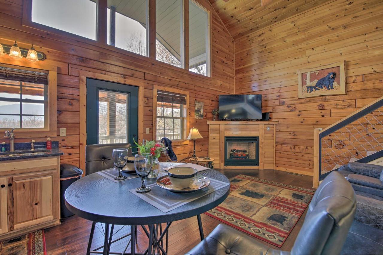 Gatlinburg Cabin With Pool Table And Hot Tub! Ngoại thất bức ảnh