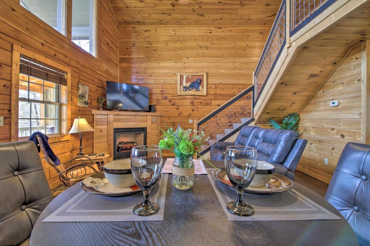 Gatlinburg Cabin With Pool Table And Hot Tub! Ngoại thất bức ảnh