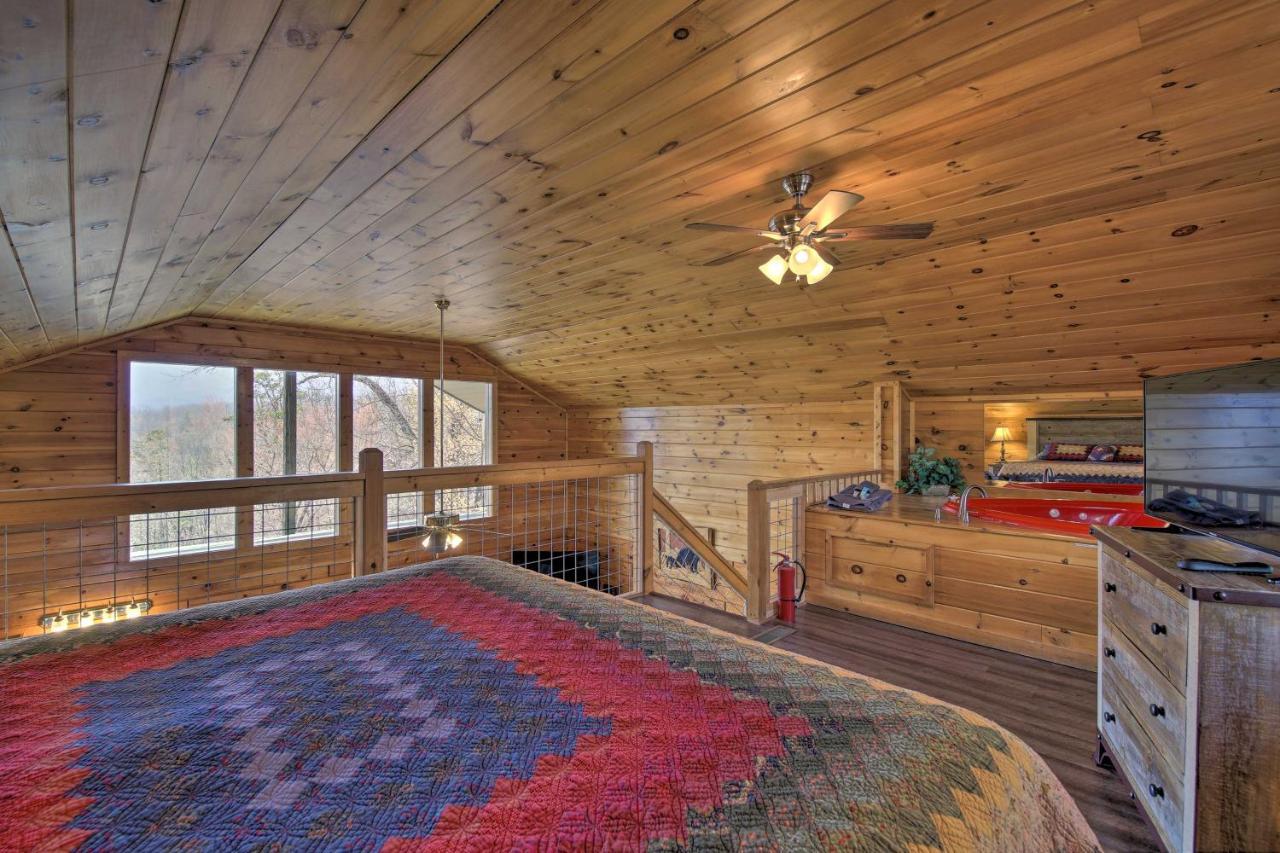 Gatlinburg Cabin With Pool Table And Hot Tub! Ngoại thất bức ảnh